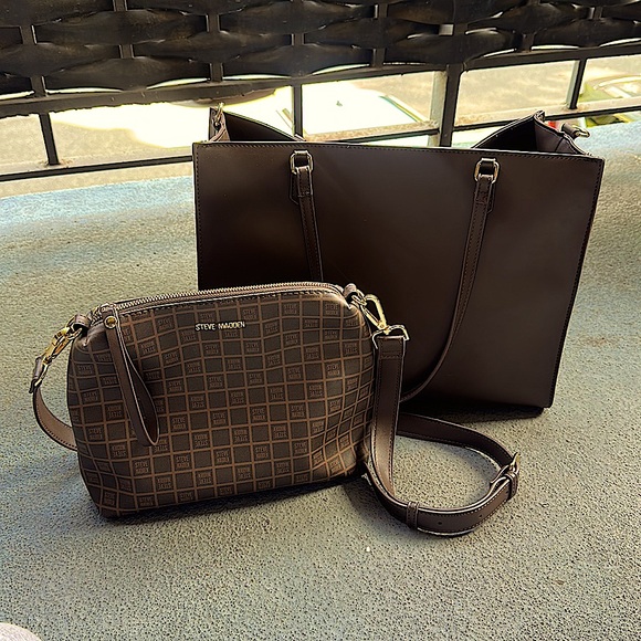 COPY - Steve Madden 2 piece ToteBag with Detachable Crossbody & Smaller purse/p… - Picture 16 of 16